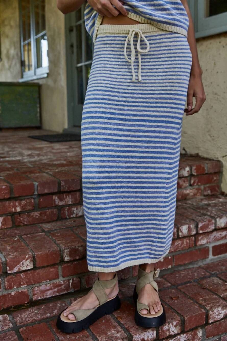 NEW BY TOGETHER striped knit skirt in blue